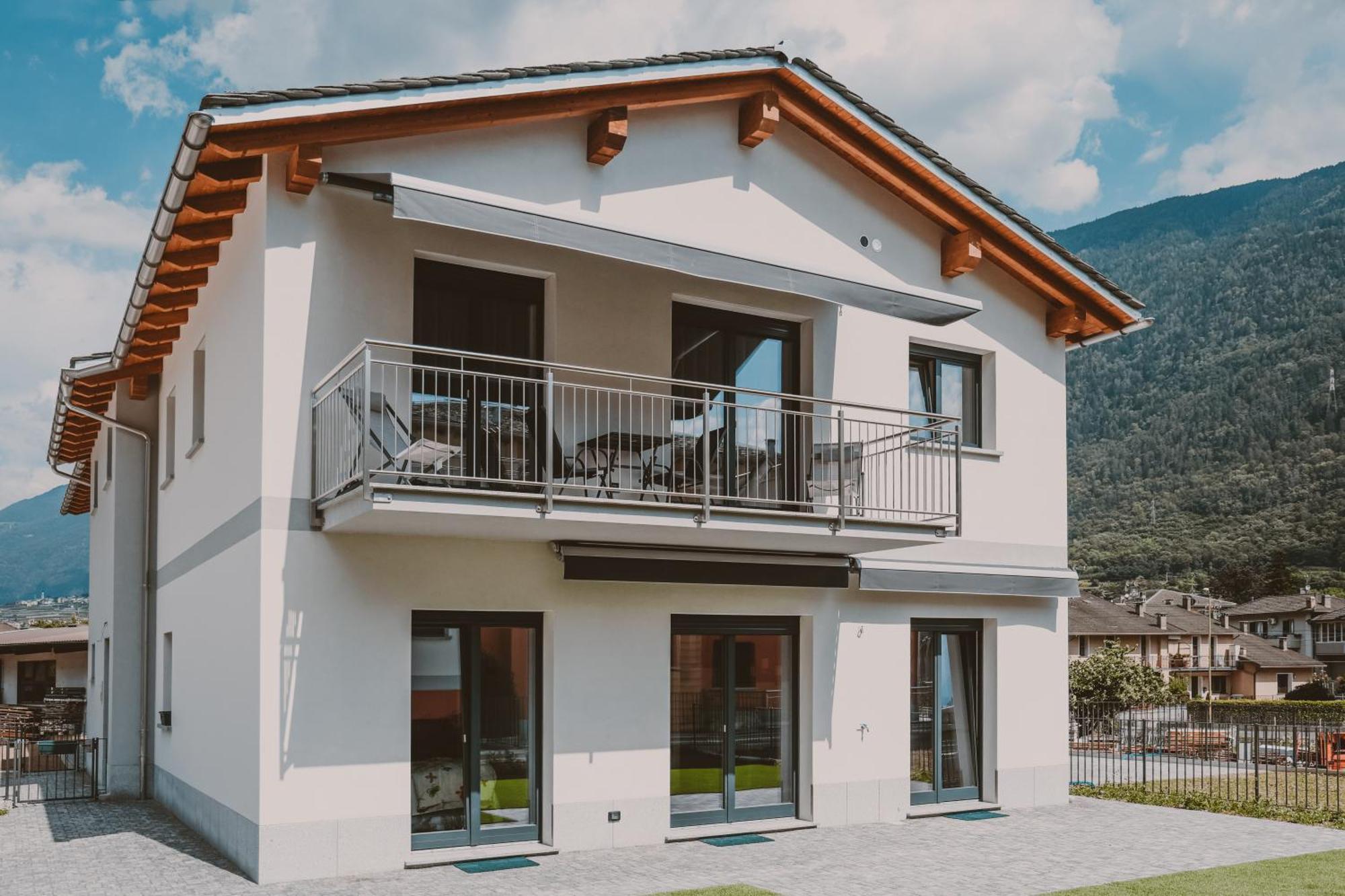 Apartmán Residenza 39 - 900 M To Bernina Express Tirano Exteriér fotografie